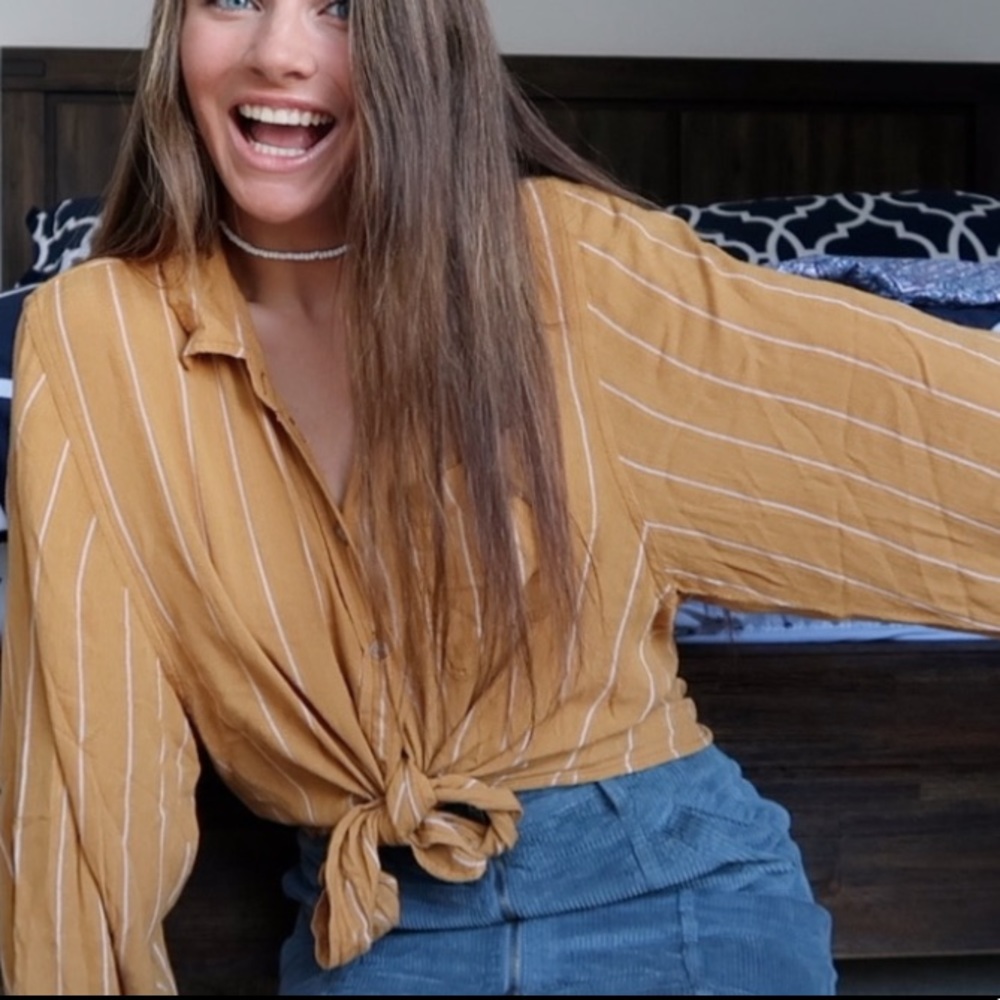 american eagle blouse